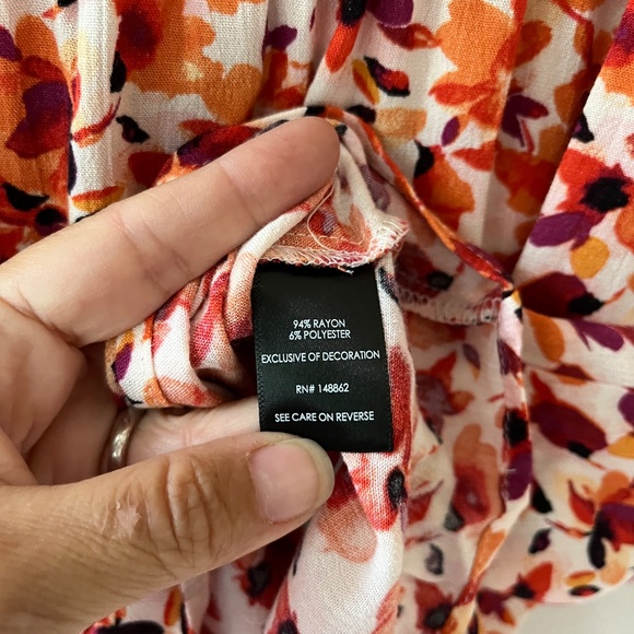 Torrid Sz XL Gauze Crochet Neck Tank Top Blouse Pullover Straps Floral Loose Fit - Picture 9 of 9